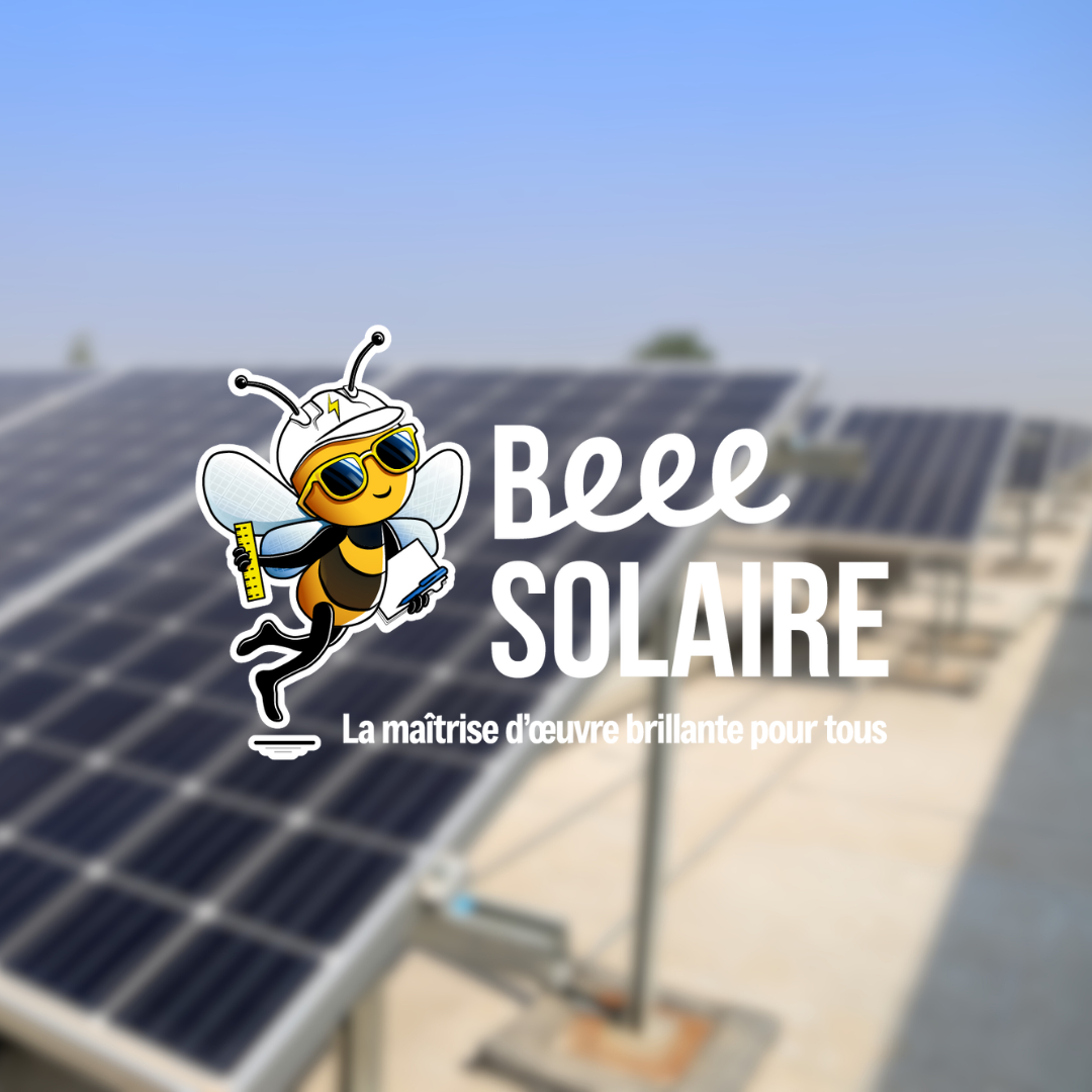 Panneaux photovoltaïques arrière plan flouté avec logo Beee Solaire Dijon 